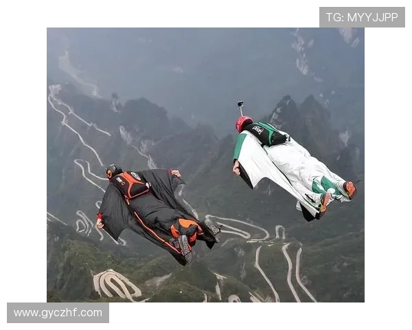 张静谈极限运动的挑战与成长:从初学者到顶尖选手的心路历程 张静谈极限运动的挑战与成长:从初学者到顶尖选手的心路历程